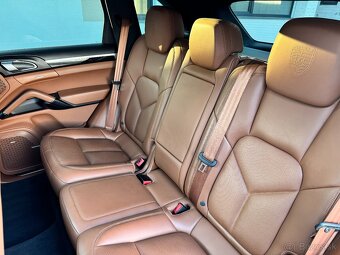 Porsche Cayenne S II FL Platinum Edition - 9