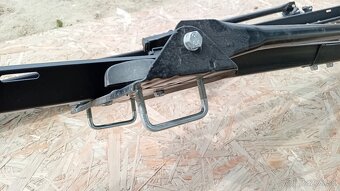Strešný nosič na bicykle HAKR cyklo pro HV 0900 - 9