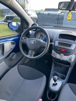 Toyota Aygo AUTOMAT - 9
