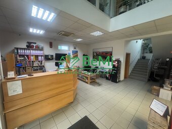 Moderný obchodno-administratívny komplex so skladom Nitra, P - 9