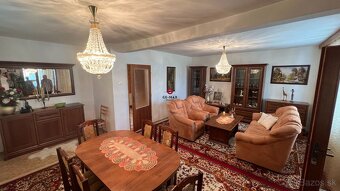 VEĽKÝ RODINNÝ DOM V CENTRE SOBRANIEC S KRÁSNYM POZEMKOM A LE - 9
