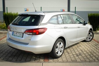 Opel Astra Sport Tourer 1.6 CDTI 110k Enjoy /AJ NA SPLÁTKY / - 9