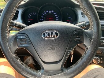 Kia ceed rok výroby 2013 - 9