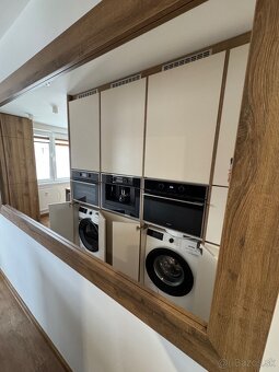 Na predaj krásny 3-izbový byt (66 m²) po kompletnej rekonštr - 9