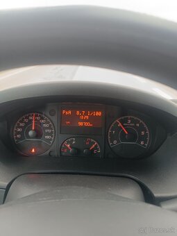 Škoda Octavia 2009 77kw 290 tis km - 9