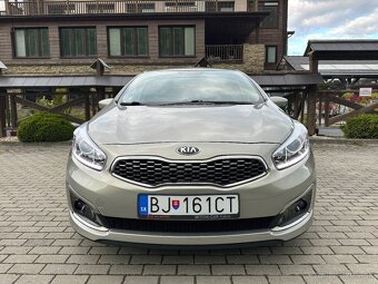 KIA Ceed Hatchback 74kw Manuál - 9
