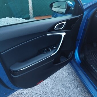 Predám Kia Ceed SW. - 9