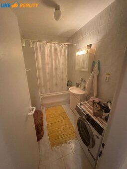 EXKLUZÍVNE:PREDAJ 4-IZBOVY BYT S 2 BALKÓNMI + (GARÁŽ-PARKOVA - 9