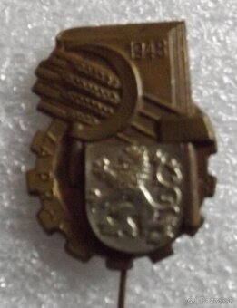 odznaky na ihlu - armáda i iné - 9