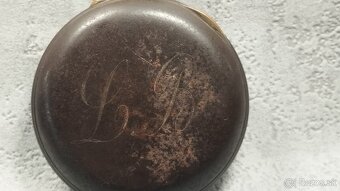 Velké kapesní hodinky zřejmě zn. Régulatéur - 9