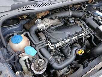 Predám VW Touran 1.9tdi - 9