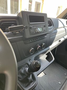 Renault Master CHLADIARENSKE / 2025 / 50tis km / SERVIS - 9