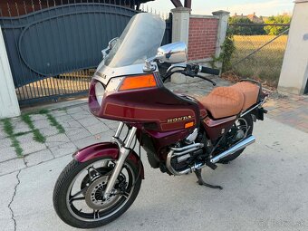Honda 650GL Silver Wing - 9