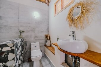 NA PREDAJ ROZPRÁVKOVÝ DOMČEK NA ZANZIBARE - 9