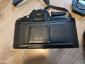 Olympus 17mm, 14-42mm, nikon 50mm - 9