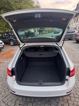 ŠKODA SUPERB III 2.0TDI 110kw COMBI - 9