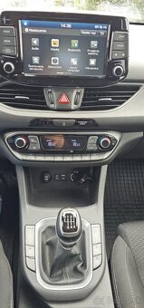 Hyundai i30sw - 9