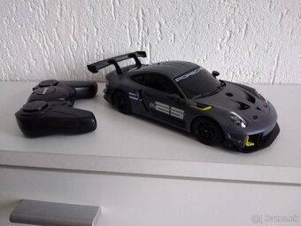 Auto dino vydáva zvuky - 9