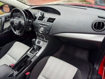 • MAZDA 3 1.6i, 77 kW, Benzín, 5-st. manuál, r.v. 2010 • - 9