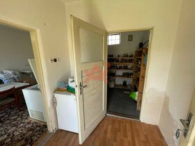 Bez maklérov predám zachovalý dom v lokalite Vyšná Olšava (I - 9