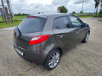 Mazda 2 1.3 MZR Takumi - 9