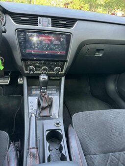 Škoda Octavia Combi 2.0 TDI DPF RS DSG/6 - 9