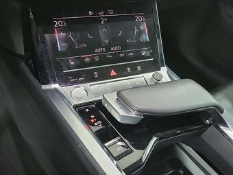 Audi Etron 50 quattro - 9