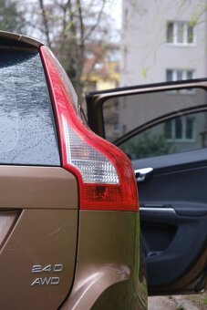 Predám Volvo XC60 2.4 D, 4x4, automat - 9