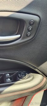 Jeep Compass 2020 / 125 kW / Plná výbava - 9