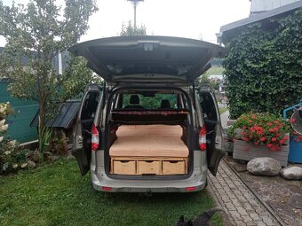 Tourneo courier - 9