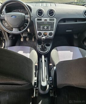 FORD Fusion 1.4 - benzín - 9