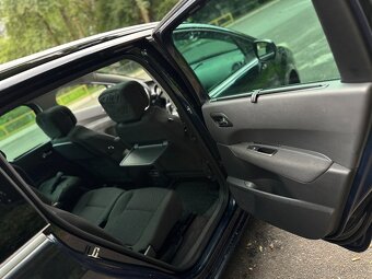 Peugeot 5008 1.6HDi - 9
