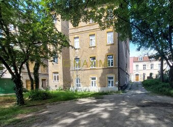 Kompletne zrekonštruovaný 2,5 izbový byt na ulici Jelenia v  - 9