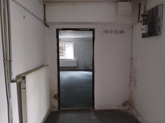 Predáme 3 izbový byt v rodinnom dome v obci Radimov - 9