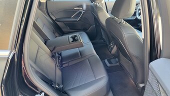 BMW iX1 30xDrive 306PS odpočet DPH - 9