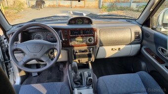 Mitsubishi Pajero sport - 9