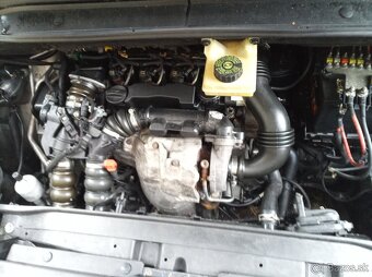 Rozpredám Citroen C4 Grand Picasso 1.6HDi - 9