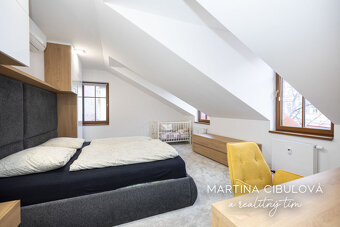 2.5 izbový byt s parkingom v centre Banskej Bystrice je na p - 9