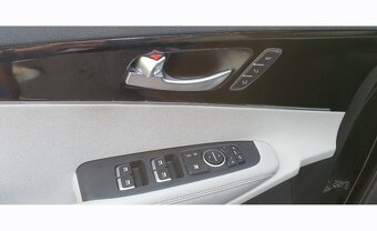 Kia Sorento 2.2 CRDi AWD - 9