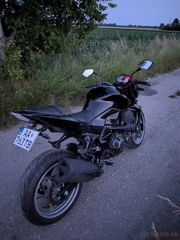 Kawasaki Z750 - 9