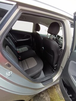 Predám KIA Ceed Kombi - 9