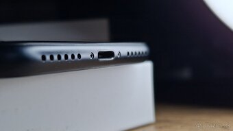 Iphone SE 2022 BLACK - AKO NOVÝ - TOP CENA - 9