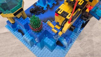 LEGO SYSTEM 6175 Aquanauts - Crystal Explorer Sub - 9