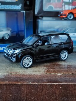 Toyota modely 1:32-1:43 - 9