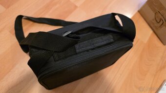 SONY do auta DVD prehrávač. - 9