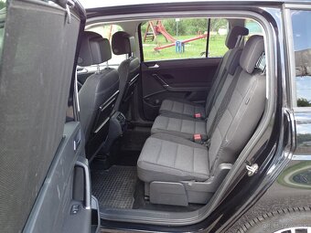 VW Touran 2.0 tdi DSG6 - 9