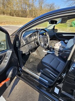 Mercedes Benz B150 - 9