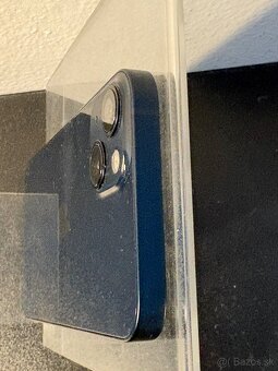 Predám Apple iPhone 13 128GB Black bežne známky používani - 9