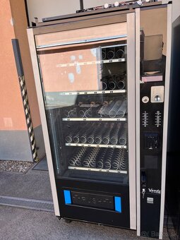 Predam predajný automat Vendo Sanden - 9
