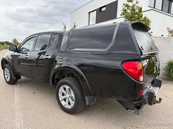 MITSUBISHI L200 2014 4X4 SUPERSELECT UZÁVIERKA - 9